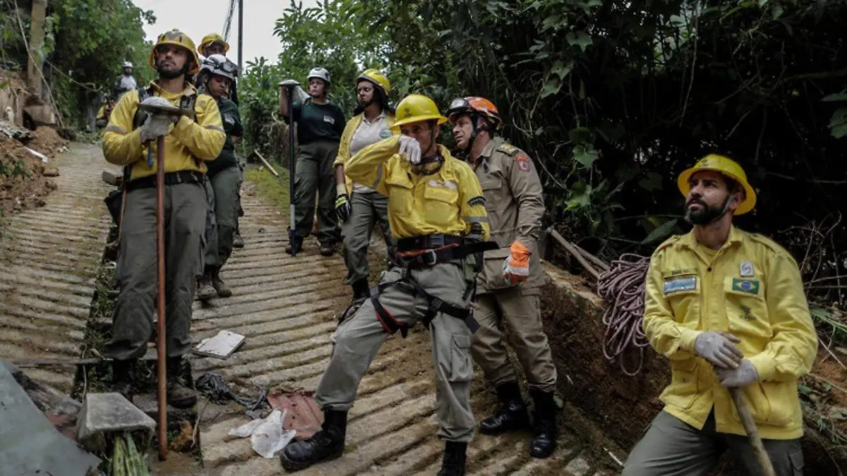 Muertes por fuertes lluvias en Brasil